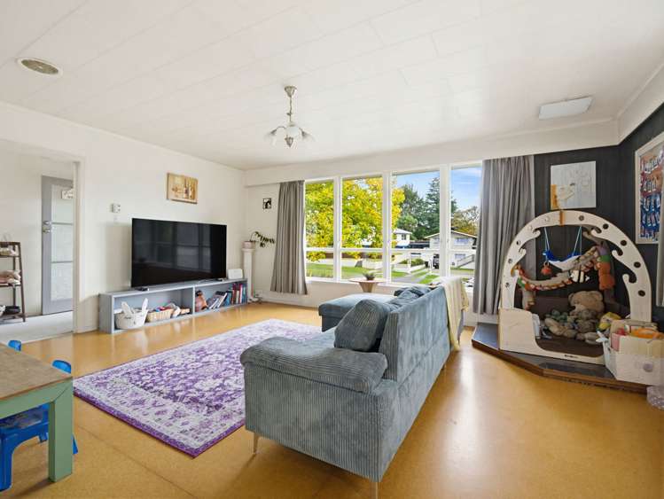 211 West Parkdale Street_3