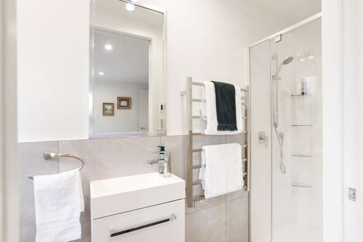 1 Newhaven Terrace Mairangi Bay_15