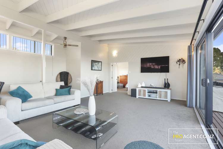 91 Victory Road Laingholm_10