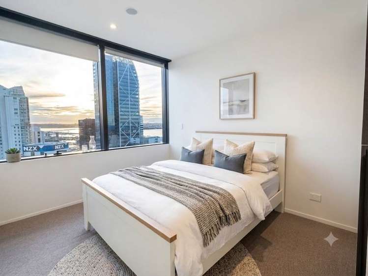 2608/10 Commerce Street City Centre_0
