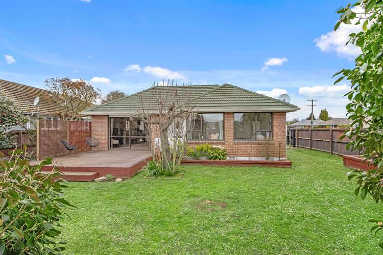 1/11 Neill Street Hornby_12