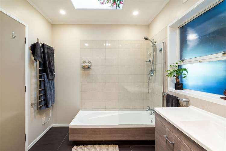 93 Christian Road Swanson_16