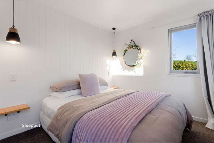 80 Robinson Road Rotoorangi_27