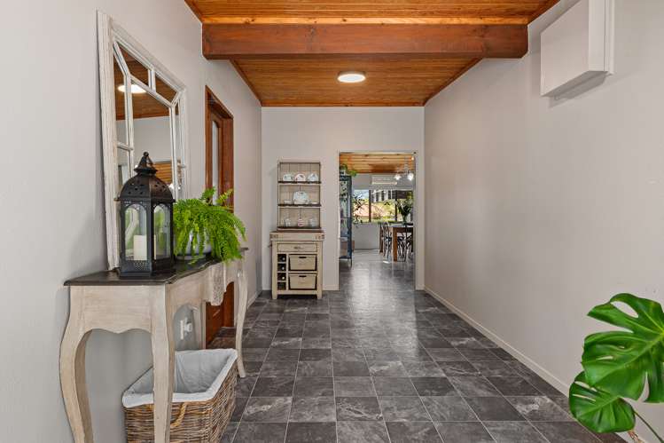 24 Merlot Drive Pyes Pa_2