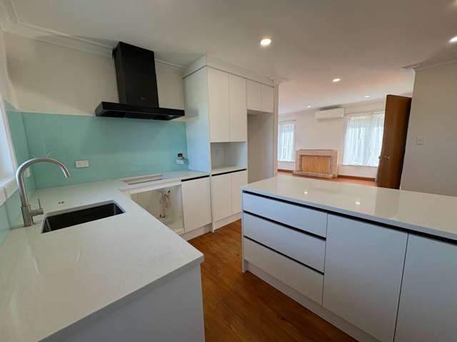 25 Lynwood Road New Lynn_4