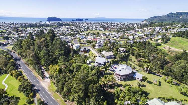 125 Chevron Crescent Whangamata_8