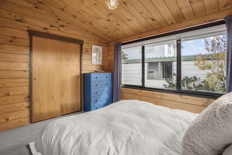 62 Cypress Drive Maungaraki_10