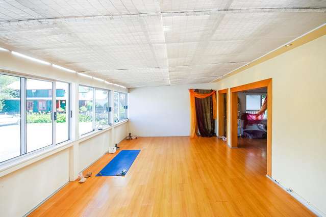 Versatile Albany Studio - Available Now