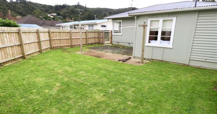 12 George Street Stokes Valley_23