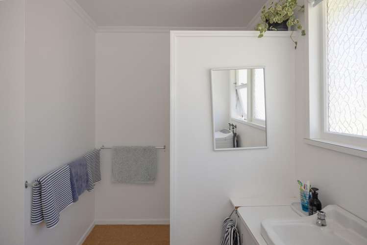 6 Bride Street Moeraki_5