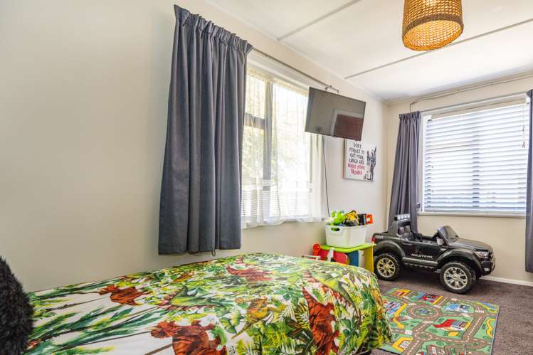 700 Kowhai Street Mahora_7