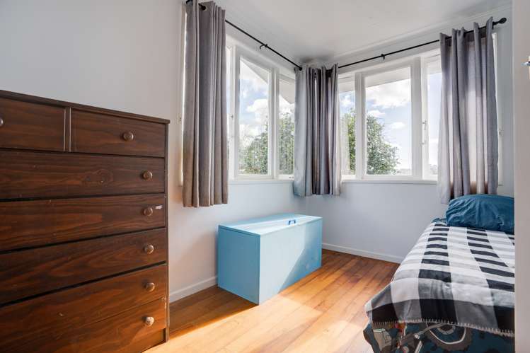 57 Ogle Crescent Kamo_31