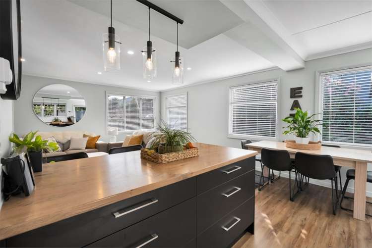 52 Swansea Road Stratford_6