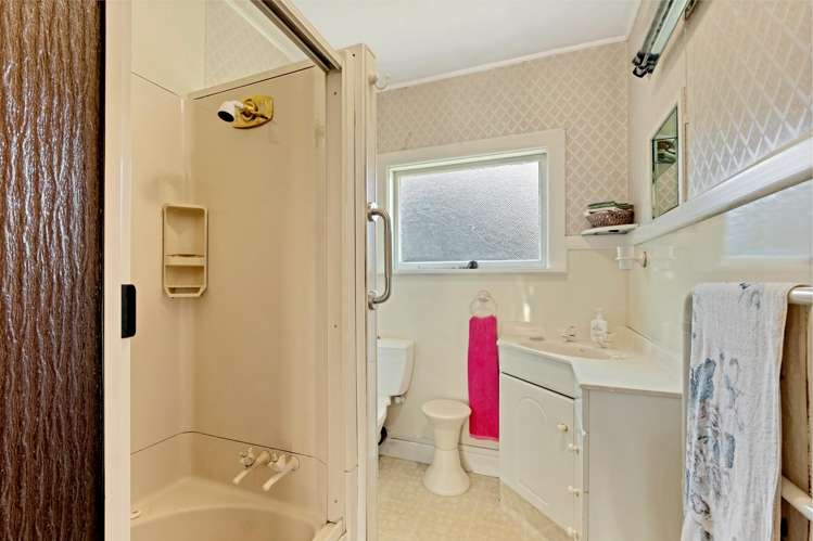 25 Derrett Place Saint Martins_18