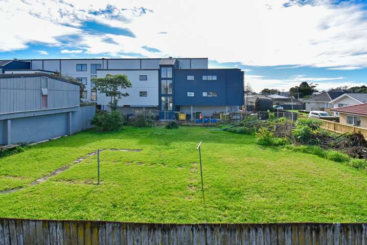 1/10 Gray Avenue Mangere East_4