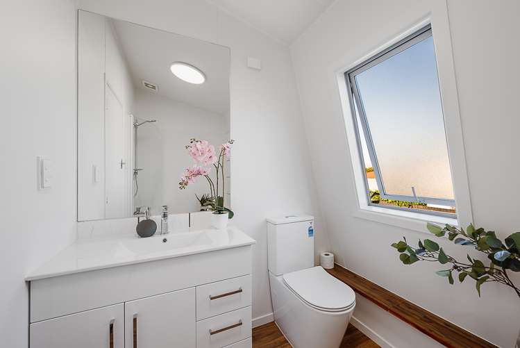 4a Cricklewood Lane Springlands_17