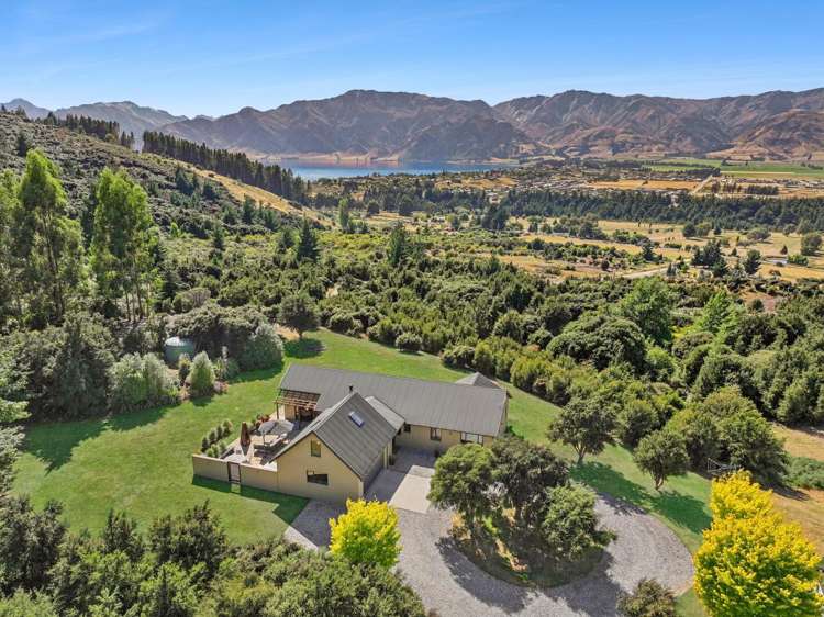 1091 Lake Hawea - Albert Town Road_1