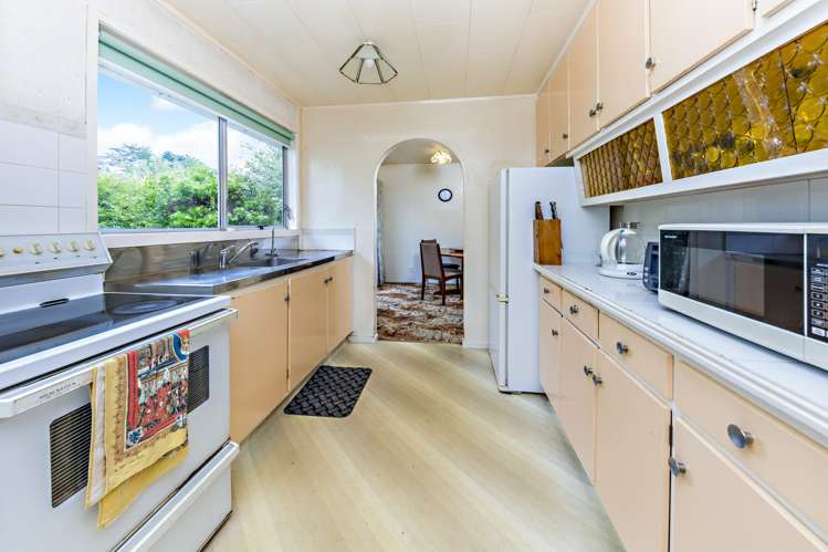 14 Sandrine Avenue Clover Park_5