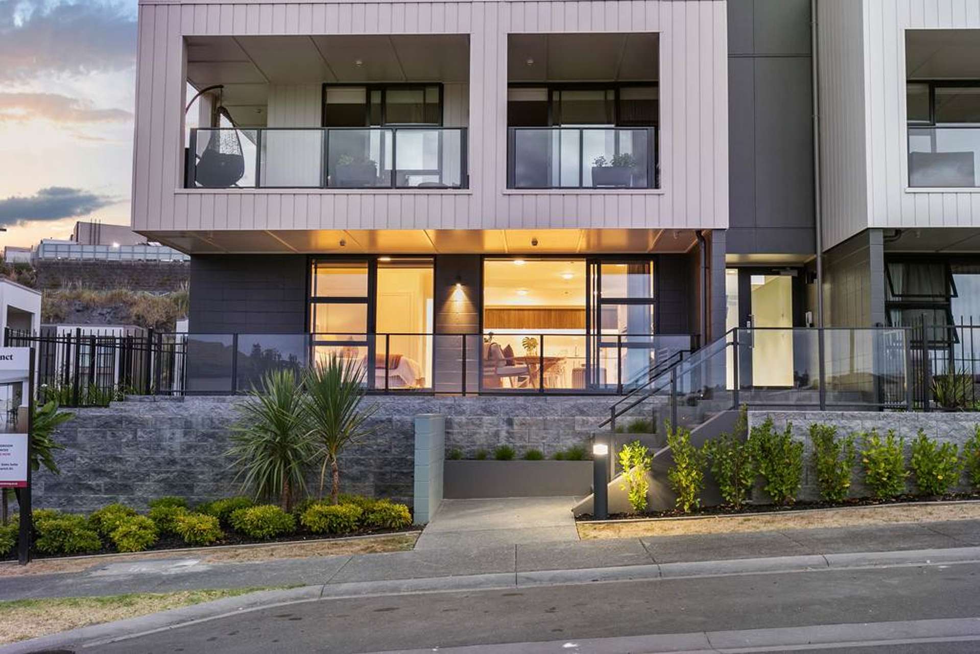 G03,189 Barbarich Drive Stonefields Auckland City Houses for Rent