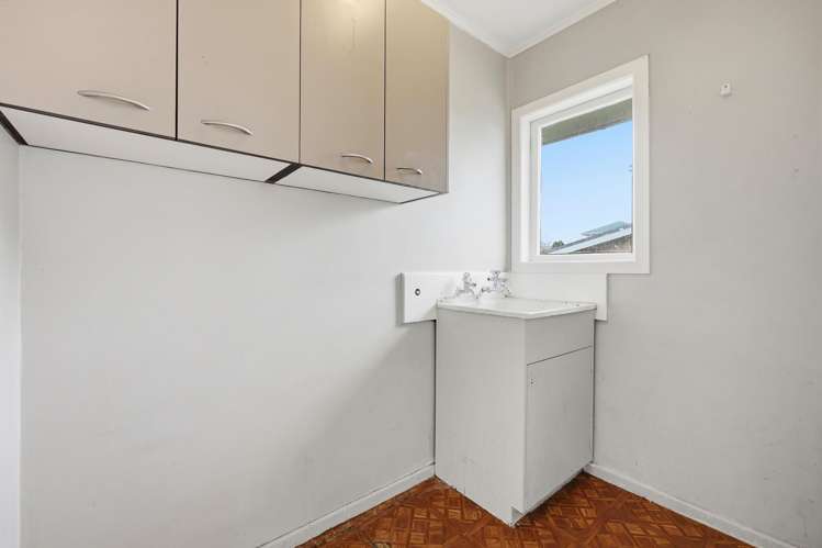 47 Fairdene Avenue Henderson_13