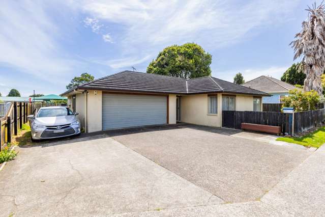 Beautiful Family Home in Takanini!