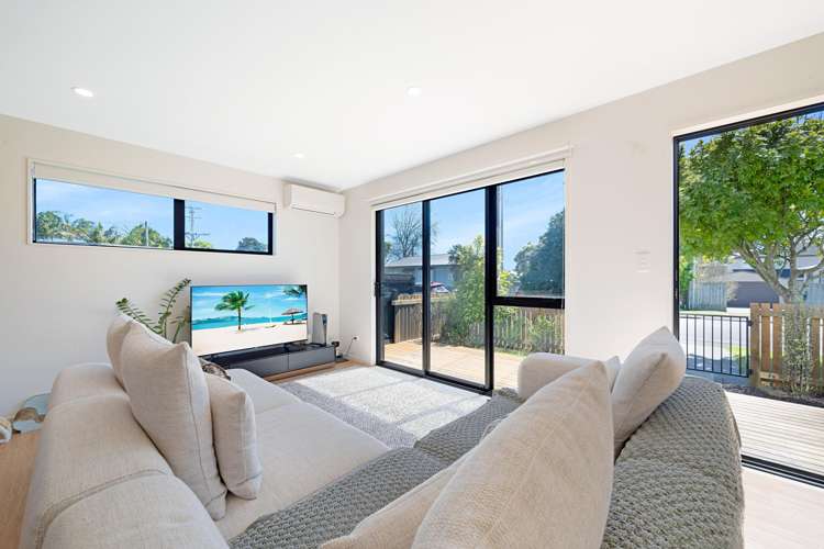 1/17 Rewarewa Road Te Atatu Peninsula_10
