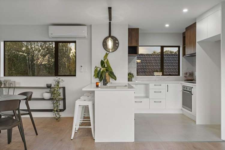 16f Brookfield Avenue_0