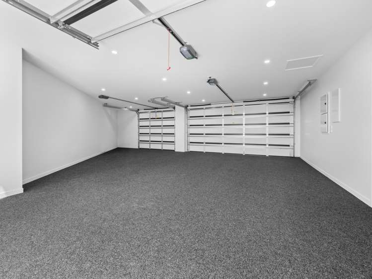 25 Bridgewater Quay Lake Hood_31