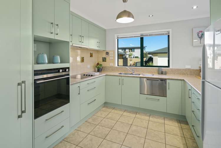 4 Cambria Gardens The Wood_15