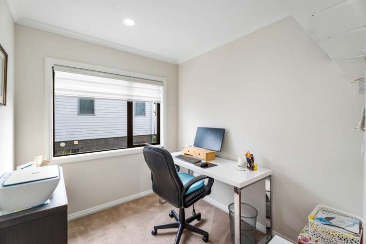 84 Intrepid Crescent Beachlands_22