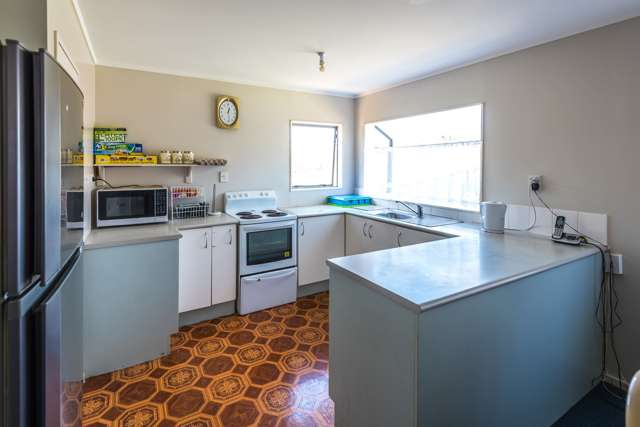 46 Belinda Avenue Flat Bush_3