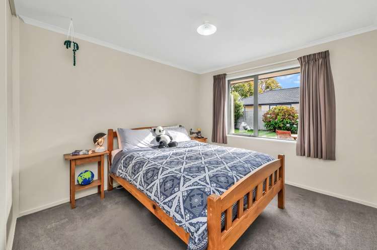 16 Stanwood Grove Darfield_18