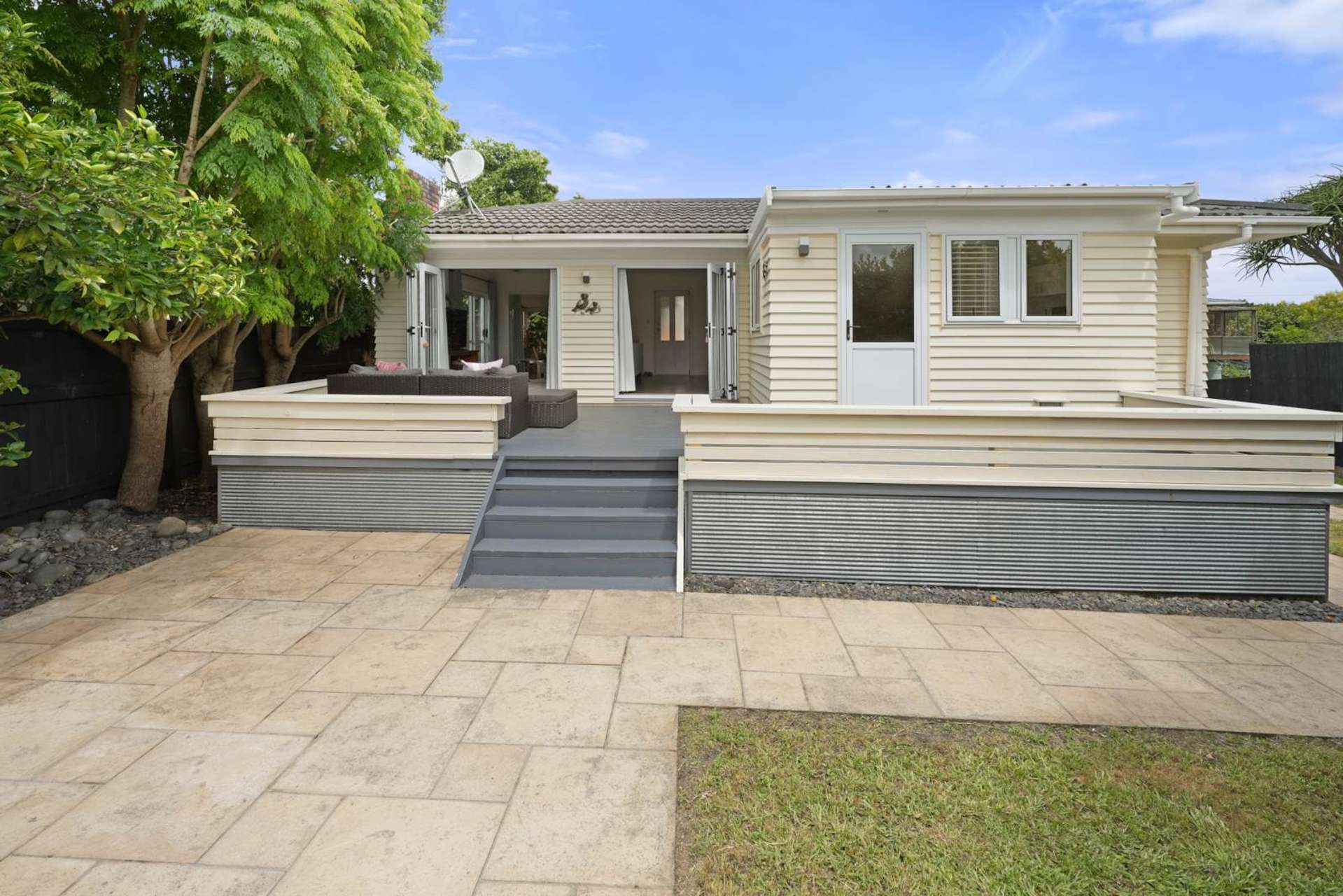 1/29 Gloria Avenue Te Atatu Peninsula_0