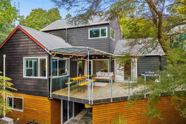 Your Sun-Drenched Bush Sanctuary