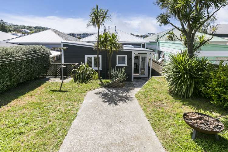 7 Luxford Street Berhampore_16