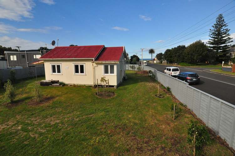 330 Ocean Road Whangamata_22