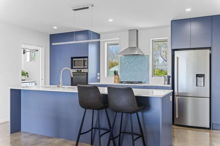 210 Maude Road Kaimiro_8