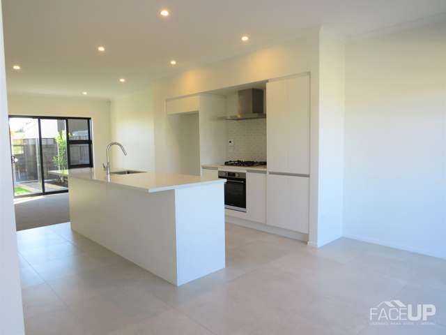 16 Manarini Road Westgate_1