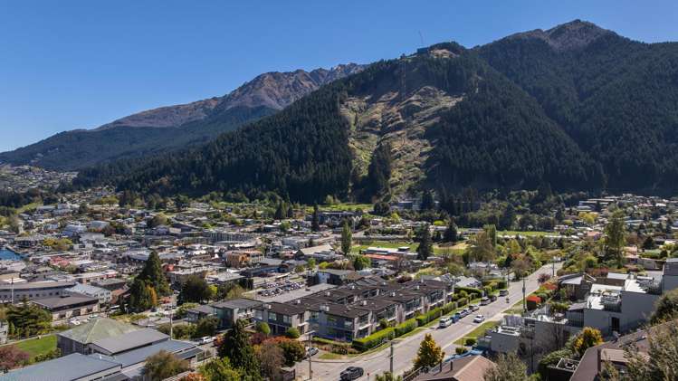 9 Edgar Street Queenstown_19