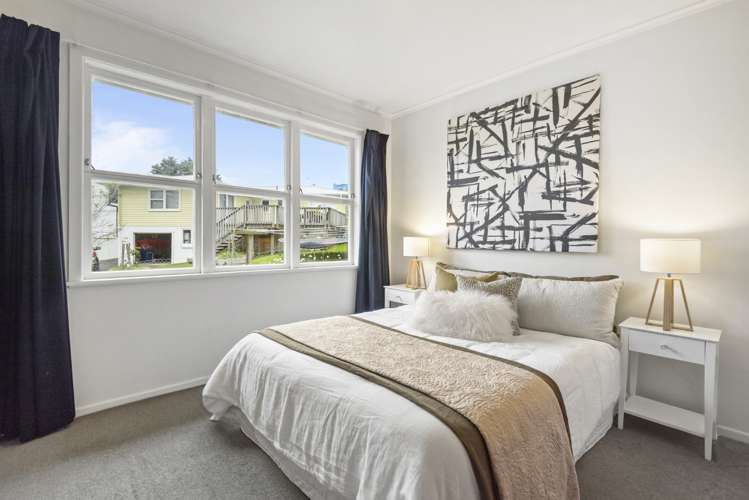 72 Blakeborough Drive Forrest Hill_12