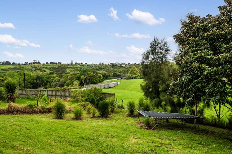 39 Tahapa Crescent Meadowbank_11