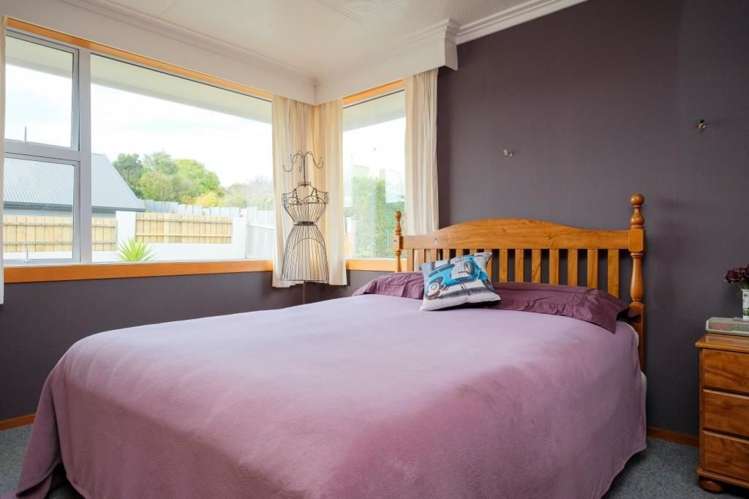 221a Highcliff Road Shiel Hill_14