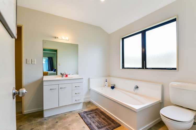 233 Te Rapa Road Beerescourt_14