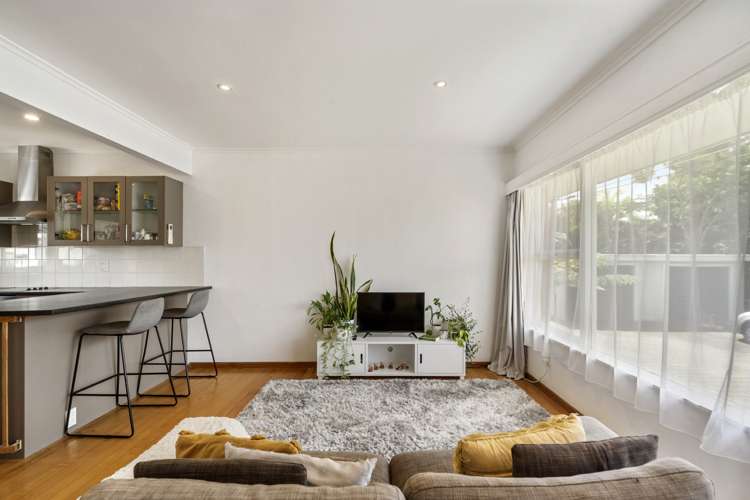 2/63 Killarney Street Takapuna_7
