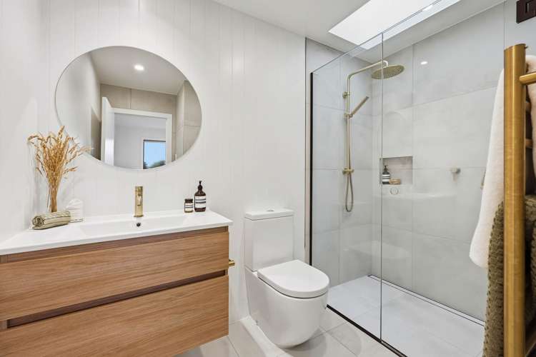 16C Hamurana Place Te Atatu Peninsula_24