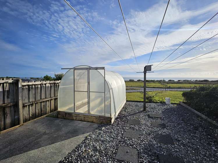 21 Karoro Place Karoro_19