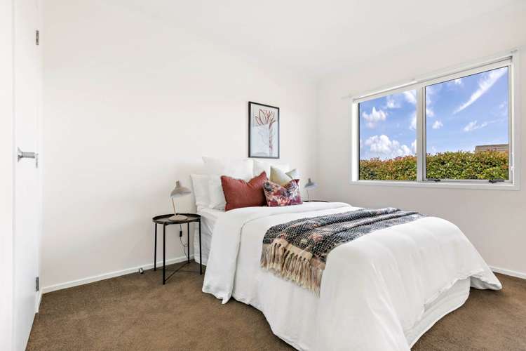 6 Jessie Rise Riverhead_20