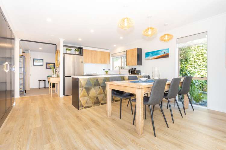 21 West Hoe Heights Orewa_19