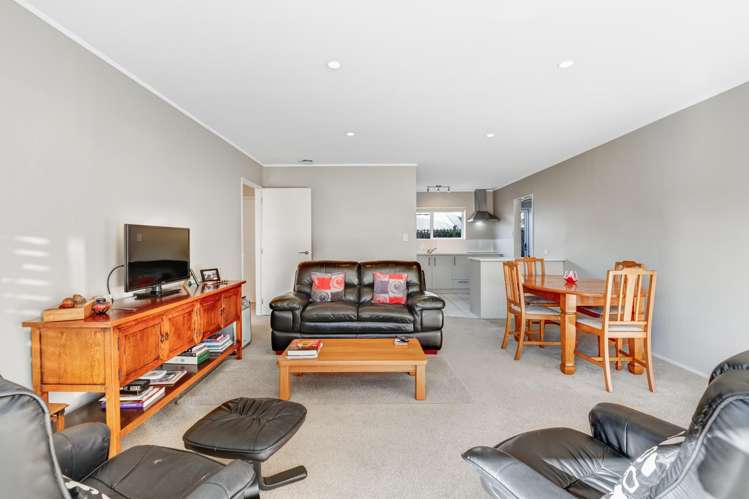 130A Lakeside Drive_4
