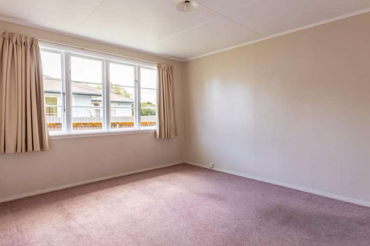 1 Churchill Street Pahiatua_5